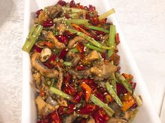 -锦龙国际酒店(天津奥体中心华苑地铁站店)