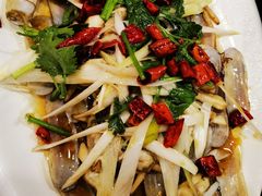 油泼蛏子-老东镇啤酒屋海鲜加工·蒸汽海鲜·海鲜烧烤(台东店)