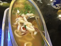 -J Daeng Seafood