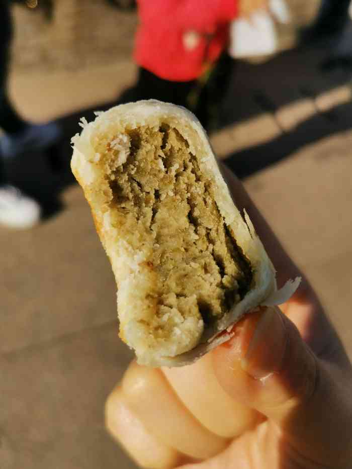 酥胖子绿豆饼(商城店)-"存在即合理.这家店开了这么久,不仅仅因为.