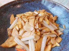 -半山腰·云南菜(侨福芳草地店)