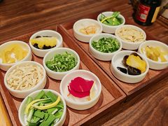 -良米山·云南野生菌过桥米线(上海首店)