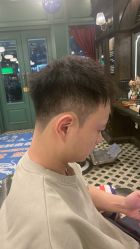 -海文先生国潮烫染男士理发馆