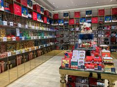 -VENCHI 闻绮(北京国贸商城店)