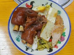 -明姨仔潮汕美食·碳炉猪脚·汕尾牛腩饭·起片鸡煲(起义路店)