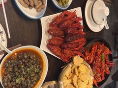 -聚汇三少·龙虾·中餐厅(莫邪路新天地店)