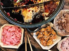 九宫格锅底-化龙桥九宫格火锅(清水河店)