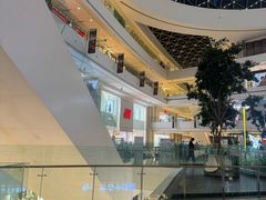 -LuOne凯德晶萃广场(徐家汇路店)
