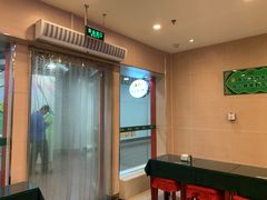 -护国寺小吃(机场店)