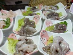 -领鲜活海鲜榴莲自助火锅(东门店)