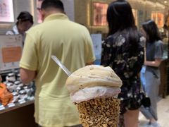 榛子冰激凌-VENCHI 闻绮(北京国贸商城店)