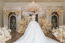 点击看大图 -伯瓷皇后婚纱艺术空间
