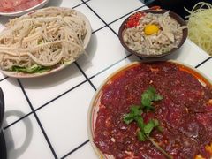 -扎起市井老火锅(乐山总店)
