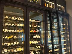 -wineapp葡萄酒餐吧(外滩金融中心店)