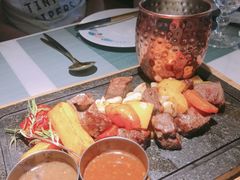 -蜜桃花开·中西融合菜E&W(南长街店)