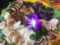 -阿鹏故事野生菌火锅(双廊古镇店)