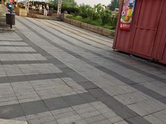 -万隆广场
