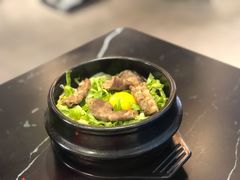 肥牛石锅拌饭-HONGA HONGA雄家(曹路店)