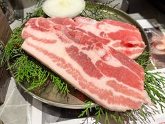 -草家酱蟹炭火烤肉店(珲春南路一店)