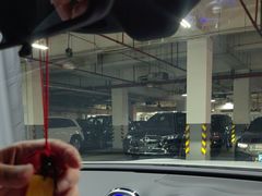 -上海星瀚奔驰4S店(红柳路店)