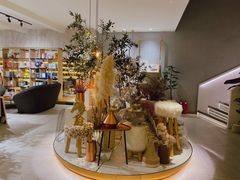 -新华里咖啡书吧(新华书店小寨店)