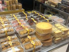 面包甜点陈列柜-幸福蛋糕坊(金顶街店)