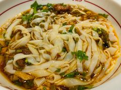 -呷佬·长沙手工米粉(金沙江路店)
