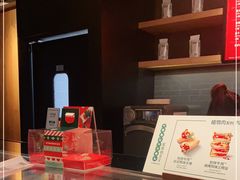 -星巴克臻选(莘庄仲盛店)