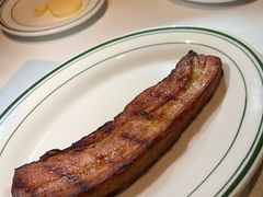 -Wolfgang’s Steakhouse 沃夫冈牛排馆(上海白玉兰广场店)