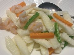 -海派美食·家宴海鲜青岛菜·石锅鲽鱼头(东方城店)