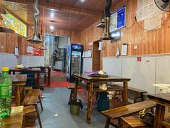 大堂-袁大妈高原特色牦牛肉石棉烧烤(雅安店)