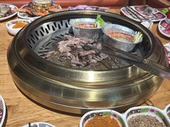 -汉江山料理级自助烤肉黑金冠(周口好吃城店)