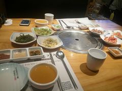 -唯成•韩国炭火烤肉 유성고기