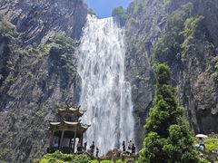 -刘伯温故里景区百丈漈