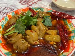 柴火肥肠-耙吉吉川味小酒馆(本地人回头店)