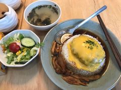 芝士牛肉汉堡咖喱饭-红小满休闲餐厅(十全街店)