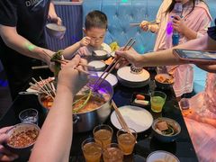 -唯爱KTV聚会餐厅(仙林东城汇店)