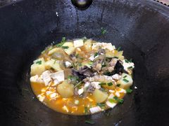 -老刘生态大鱼坊铁锅炖鱼(赛马场店)