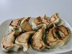 香煎鲜肉韭菜饺-芬芳甜品(东风西路店)