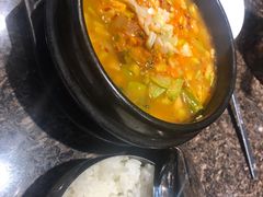 -正苑26年海鲜烤肉•牛尾汤汤饭(东港店)