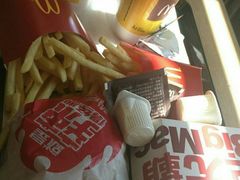 -麦当劳(中山公园龙之梦店)