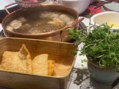 -牛村来人潮汕牛肉火锅(西单店)