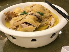 -东豪园林海鲜酒家(南港路辅路店)