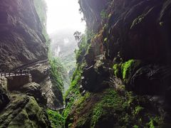 -龙水峡地缝景区