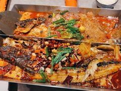 -鸣记脆皮烤鱼·海鲜烤鱼(马栏店)