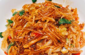 Pickled Vegetable and Pork Noodles