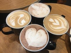 -Gloria Jean's Coffees