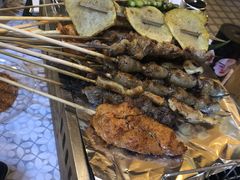 -云晓光头烧烤吧(德平路店)