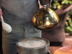 特色石锅鲍鱼泡饭-HOME餐厅粤菜 融合菜