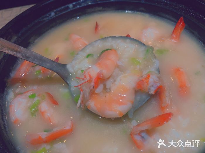 肉神潮汕卤鹅鲜虾干贝砂锅粥图片
